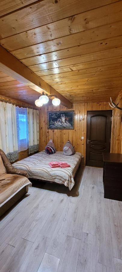 Kotiedzh U Mariny Villa Yaremche Exterior photo